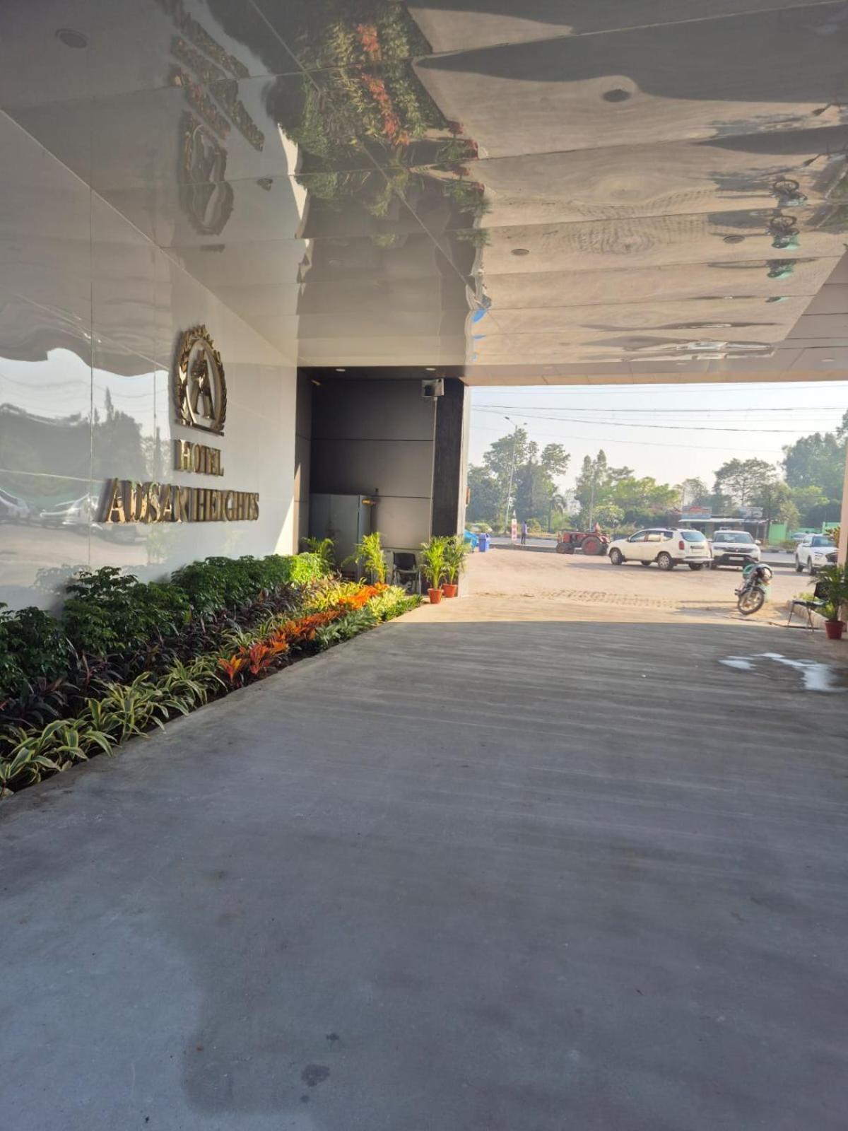 Hotel Adsan Heights Gajraula Exterior photo